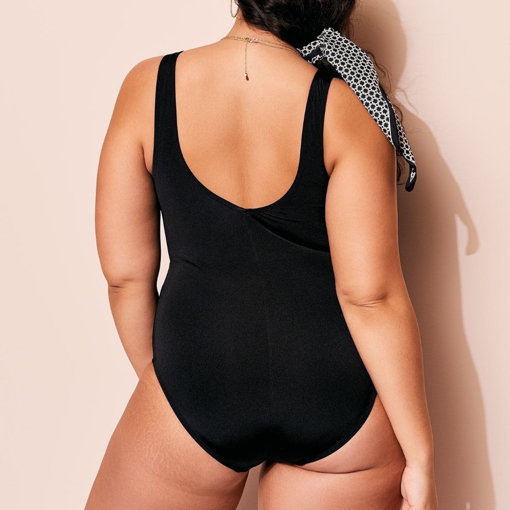 Contour Plus Knot Front V-Neck Mesh Sides Black One Piece Swim - Picture 12 of 12